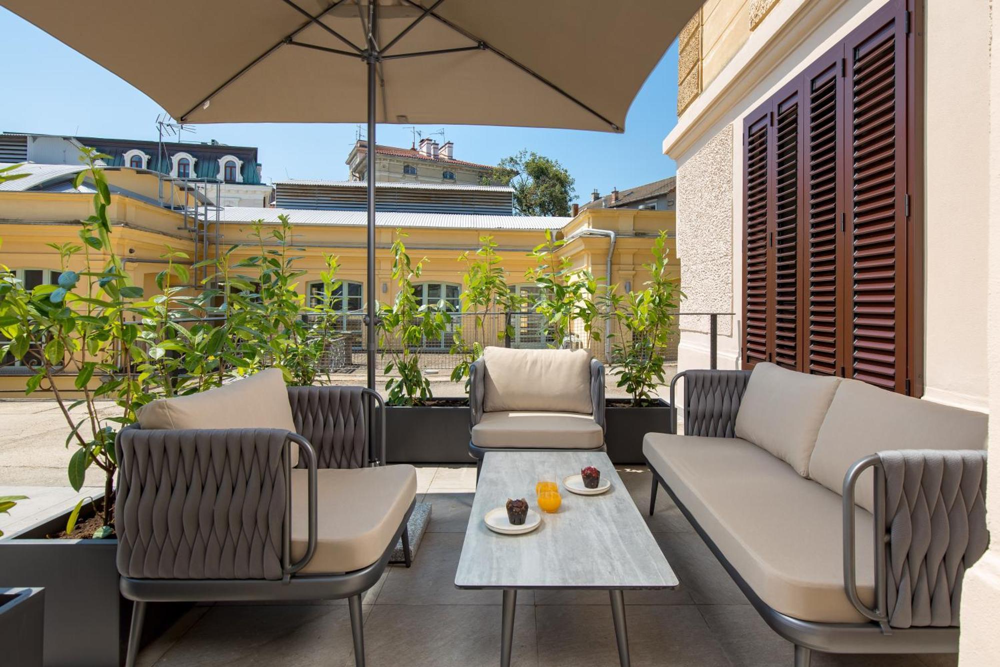 Luxury Apartments Centre Of Opatija Exterior photo